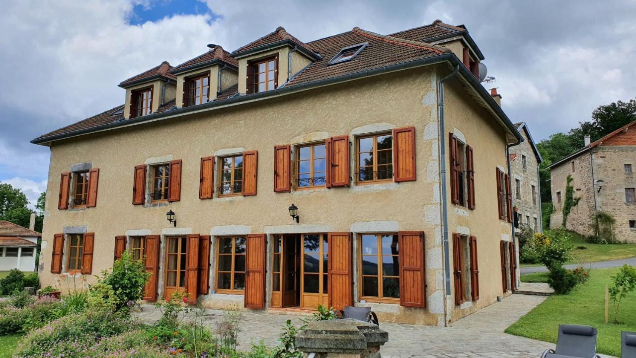 Bed and Breakfast Domaine De Montvianeix Saint-Victor-Montvianeix Esterno foto