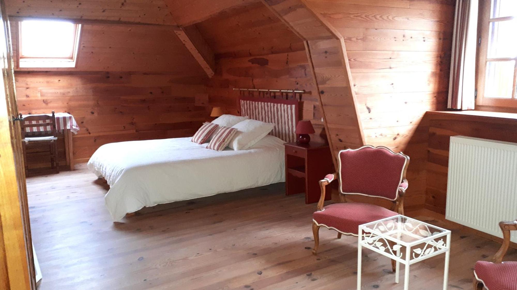 Bed and Breakfast Domaine De Montvianeix Saint-Victor-Montvianeix Esterno foto